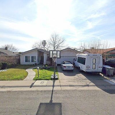 708 Los Lunas Way, Sacramento, CA 95833