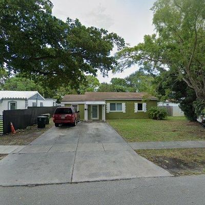 1215 Ne 133 Rd St, North Miami, FL 33161