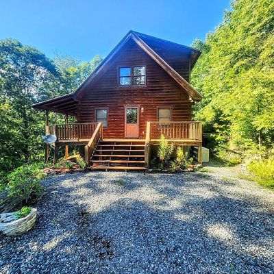 224 Conard Cir, Bryson City, NC 28713