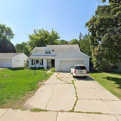 3206 S Webster Ave, Green Bay, WI 54301