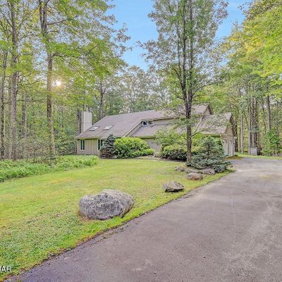 417 Black Bass Run, Pocono Pines, PA 18350