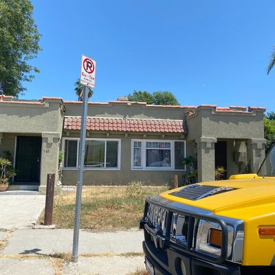 740 N Ardmore Ave, Los Angeles, CA 90029