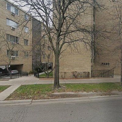 7320 N Rogers Ave #308, Chicago, IL 60626