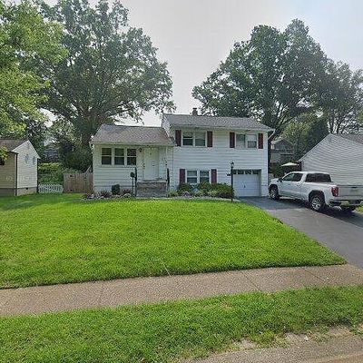 1025 Wagoner Dr, Wilmington, DE 19805