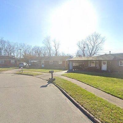 1542 Grant Dr, Lexington, KY 40511