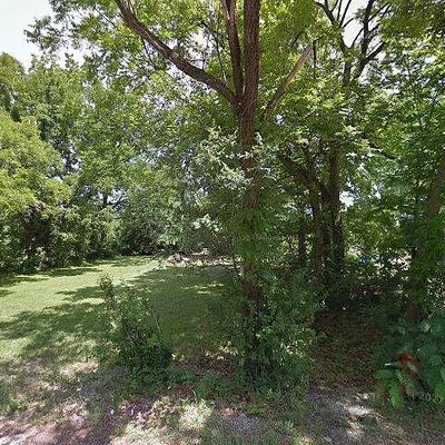 204 Se 8 Th St, Oak Grove, MO 64075