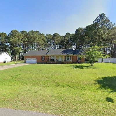 206 Hunters Creek Dr, Goldsboro, NC 27534