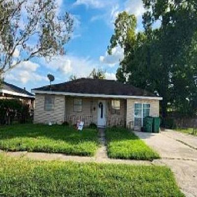 249 Bishop Dr, Westwego, LA 70094