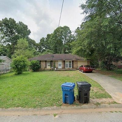 8231 Sussex Dr, Jonesboro, GA 30238