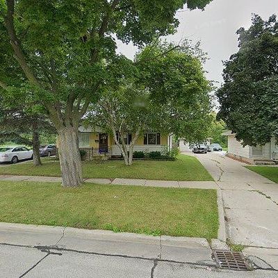 6701 N 84 Th St, Milwaukee, WI 53224