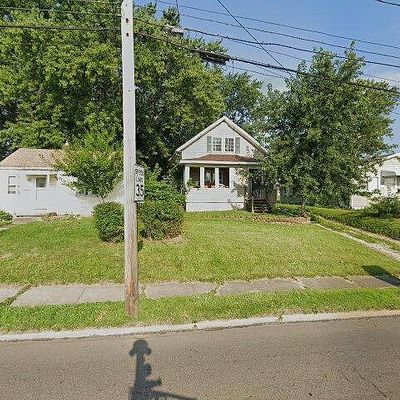 920 Kelly Ave, Akron, OH 44306