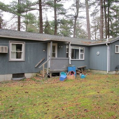 69 Oak St, Hanson, MA 02341