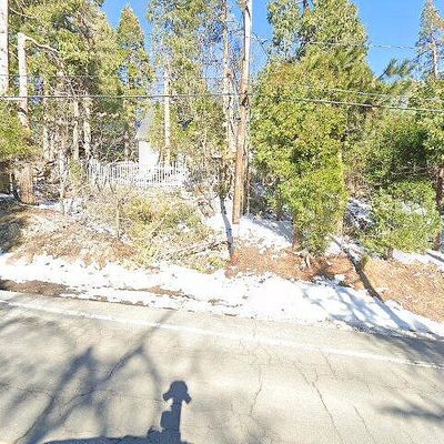 968 State Highway 189, Twin Peaks, CA 92391