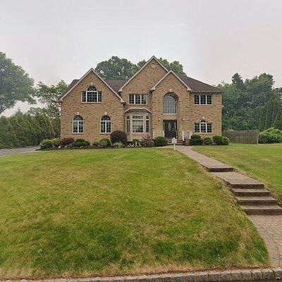 133 Thomas Dr, Clark, NJ 07066