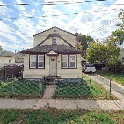 192 Princeton St, Hempstead, NY 11550