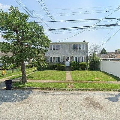 245 Stone St, Elmont, NY 11003