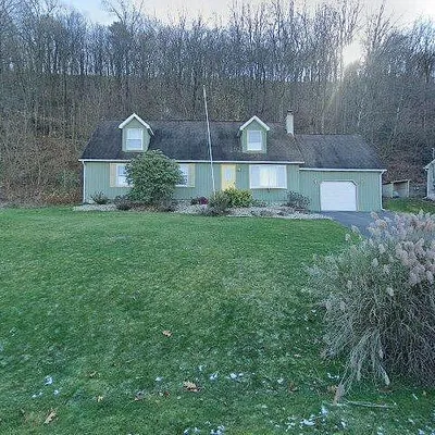 330 Hillside Dr, Bloomsburg, PA 17815