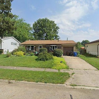 586 Deerwood Ave, Columbus, OH 43230