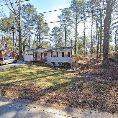 4947 Sheila Ln, Stone Mountain, GA 30083