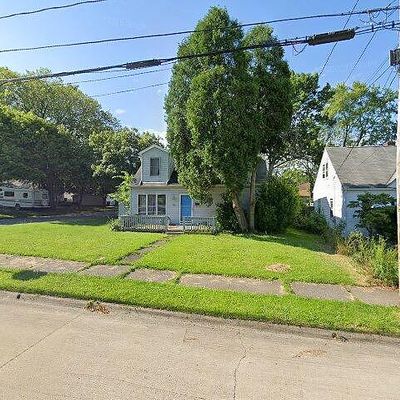 834 Davies Ave, Akron, OH 44306