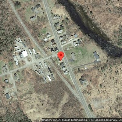 35 Riverside St, Milo, ME 04463