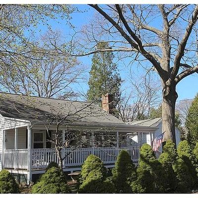 12 Pratt Rd, Clinton, CT 06413