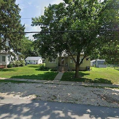 435 S Main St, Leland, IL 60531