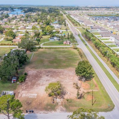 502 W Shell Point Rd, Ruskin, FL 33570