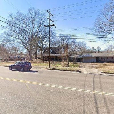 449 Green Acres Rd, Memphis, TN 38117