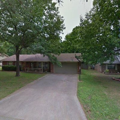 1006 N Dove Dr, Rogers, AR 72756