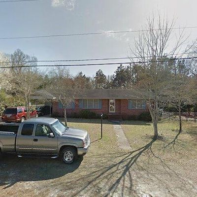 287 Manchester Dr, Manning, SC 29102