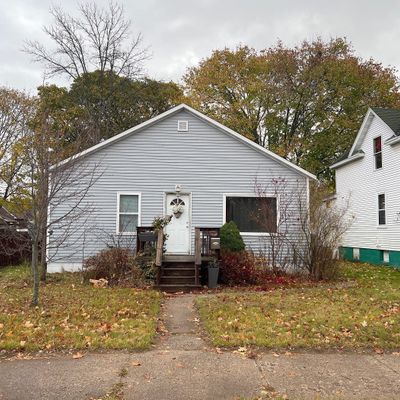 317 S 18 Th St, Escanaba, MI 49829