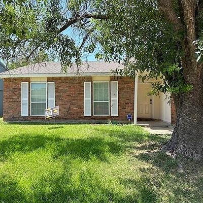 7305 Lea Pl, Fort Worth, TX 76140