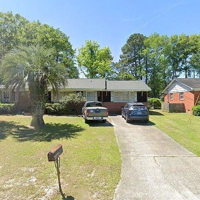 7607 Kings Grant Ln, North Charleston, SC 29420