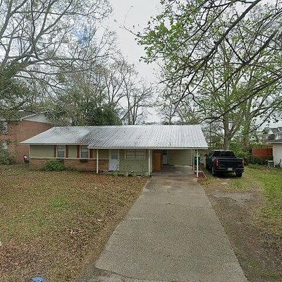 707 S Haugh Ave, Picayune, MS 39466