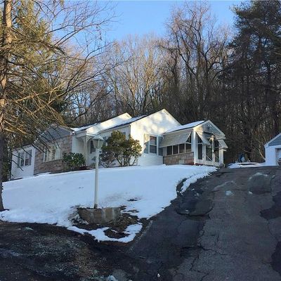 94 Leavenworth Rd, Shelton, CT 06484