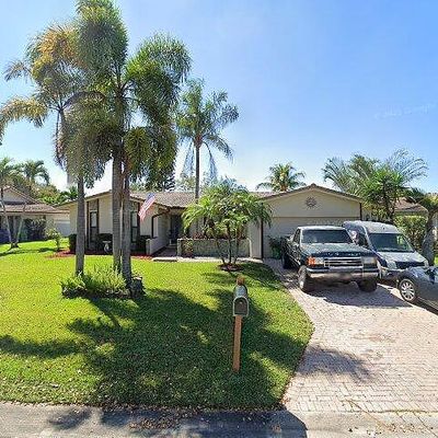 1024 Nw 83 Rd Dr, Coral Springs, FL 33071