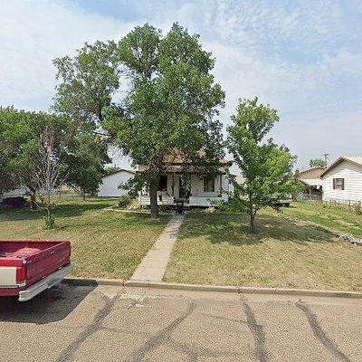 207 S 4 Th St, Glen Ullin, ND 58631