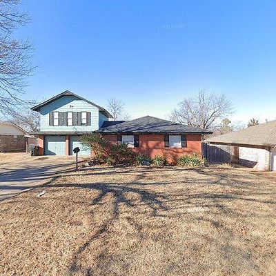 323 Woodcrest Dr, Norman, OK 73071