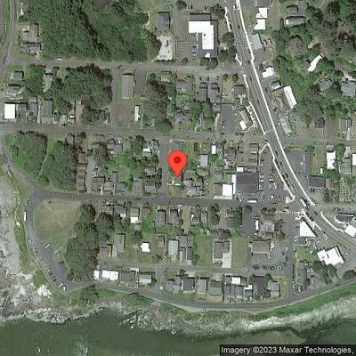 289 W 2 Nd St, Yachats, OR 97498