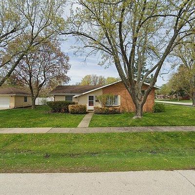 350 Berkshire Ter, Roselle, IL 60172