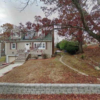 52 Miller Ave, Brockton, MA 02302