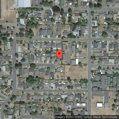 680 W F St, Creswell, OR 97426