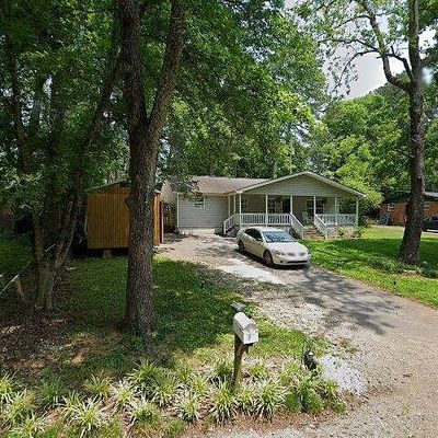 724 Shelly Ln, Rossville, GA 30741