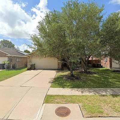 11404 Hidden Bay Dr, Pearland, TX 77584