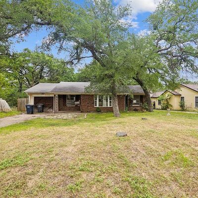 2029 Lynnhaven Rd, Fort Worth, TX 76103