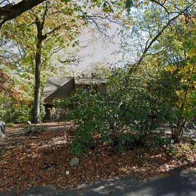 701 W Saddle River Rd, Ho Ho Kus, NJ 07423