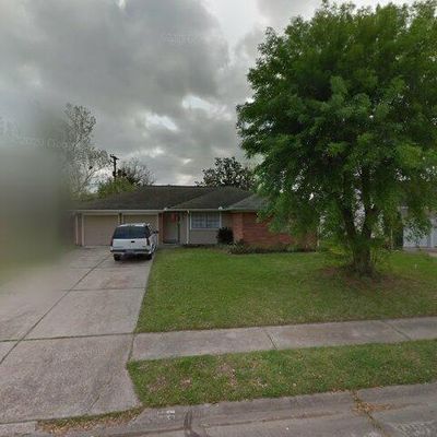 809 Mark St, Deer Park, TX 77536