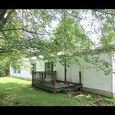 821 Windy Acres Rd, Bell Township, PA 15681