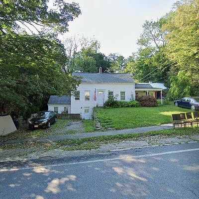 986 Stafford St, Rochdale, MA 01542